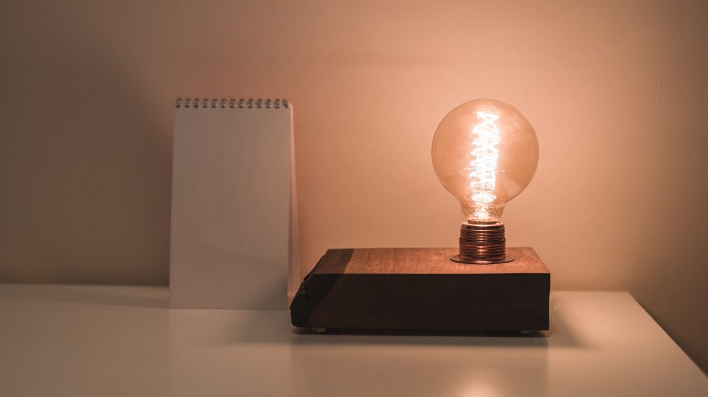 電話占いを上手に使うコツ・注意点をイメージした画像